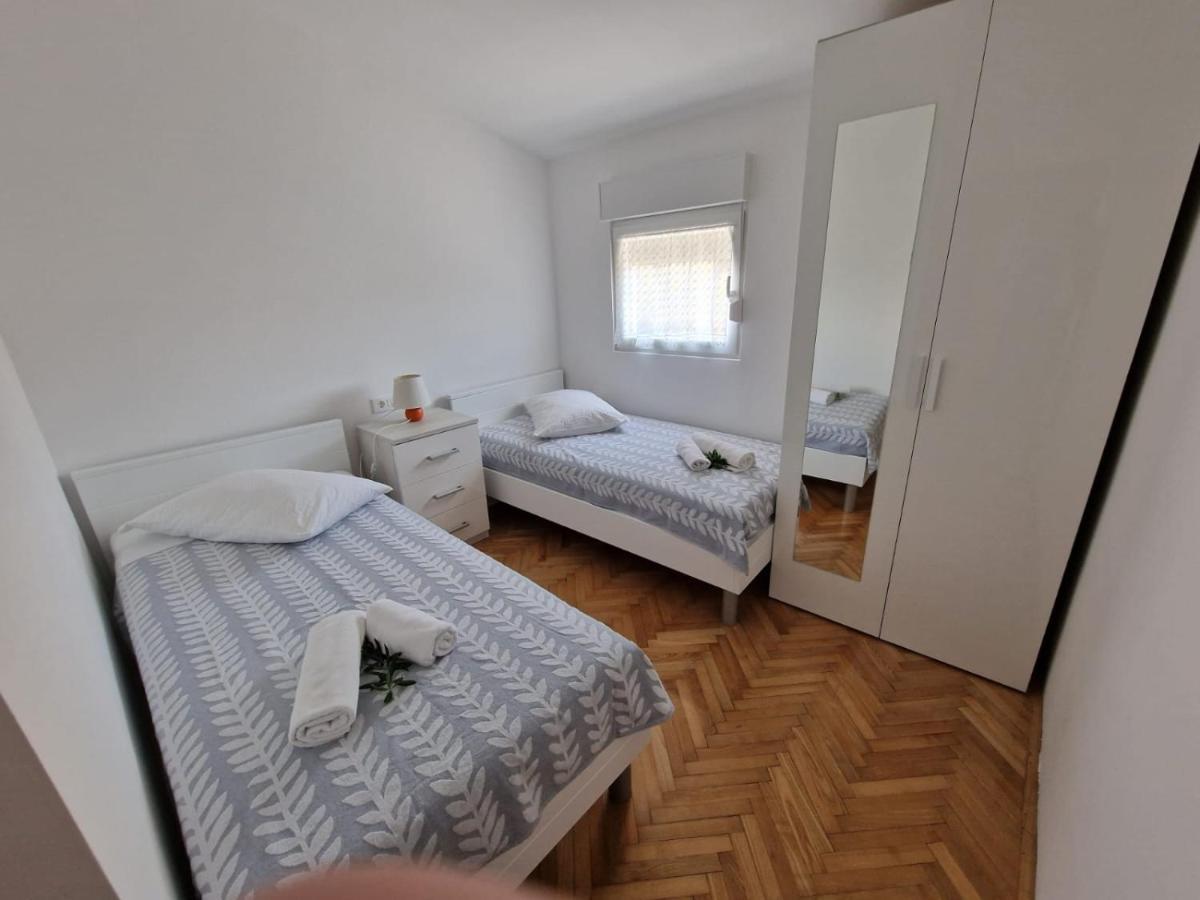 Apartman Lugovic Šibenik Eksteriør bilde